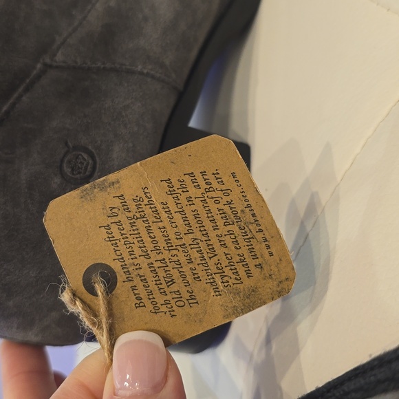 Born Boots Gray Knee High New 8 1/2 Cotto Suede Lace Up Back Side Zippper Grey - Picture 5 of 7